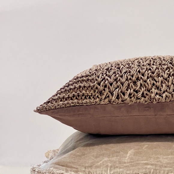 Pottery Barn Calla Throw Pillow Cover NWOT - Picture 6 of 8